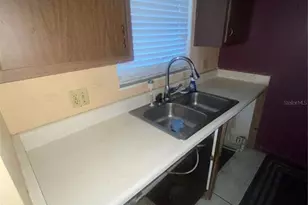 781 W Lancaster Rd, Orlando, FL 32809 - Photo 9