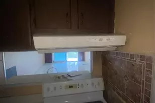 781 W Lancaster Rd, Orlando, FL 32809 - Photo 13