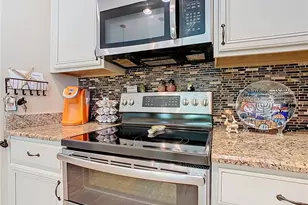 105 Palazzo Ln, Kissimmee, FL 34759 - Photo 15