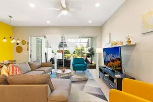 313 Captiva Dr, Davenport, FL 33896 - Photo 7