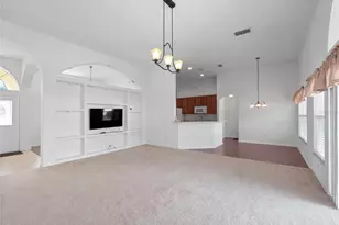 4633 Huron Bay Cir, Kissimmee, FL 34759 - Photo 9