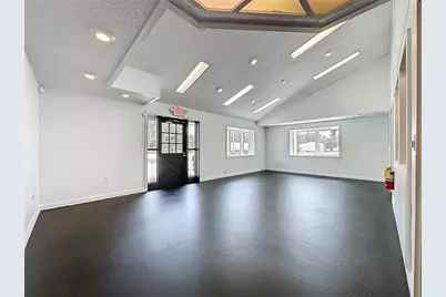 2017 W Main Street, Leesburg, FL 34748 - Photo 19