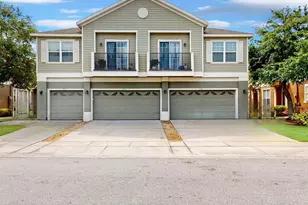 1933 Estancia Cir, Kissimmee, FL 34741 - Photo 1