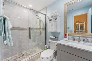 98 Lakepointe Cir, Kissimmee, FL 34743 - Photo 15