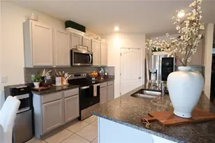 11273 Amber Ridge Dr, Zellwood, FL 32798 - Photo 5