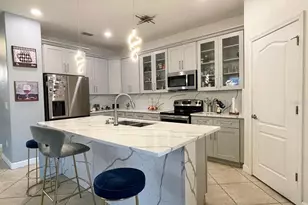 1574 Thetford Cir, Orlando, FL 32824 - Photo 5