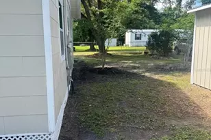 132 Fishermans Cove Paradise Rd, Crescent City, FL 32112 - Photo 13