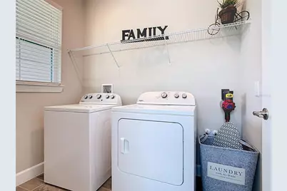 1029 Umbria Dr, Poinciana, FL 34759 - Photo 31