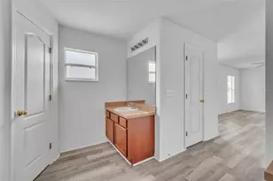 3230 Lorimar Ln, Saint Cloud, FL 34772 - Photo 9