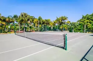 2736 Oakwater Dr, Kissimmee, FL 34747 - Photo 21