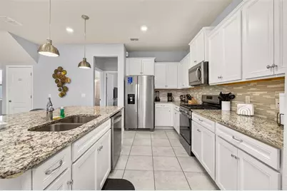 7184 Oakmoss Loop, Davenport, FL 33837 - Photo 11