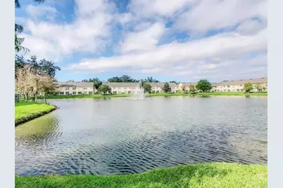 2729 Club Cortile Circle, Kissimmee, FL 34746 - Photo 29