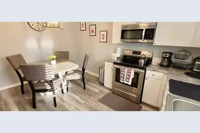 2729 Club Cortile Circle, Kissimmee, FL 34746 - Photo 7