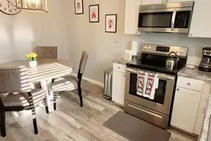 2729 Club Cortile Cir, Kissimmee, FL 34746 - Photo 7