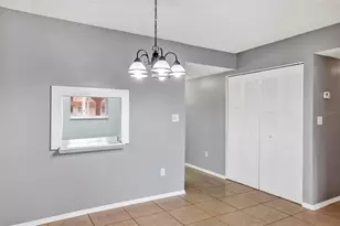 2864 N Powers Dr, Orlando, FL 32818 - Photo 17