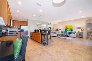 389 Yellow Snapdragon Dr, Davenport, FL 33837 - Photo 17