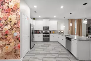 9020 Stinger Dr, Davenport, FL 33896 - Photo 13