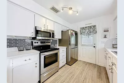 320 S Seminole Avenue, Lake Alfred, FL 33850 - Photo 7