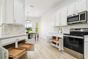 517 Milano Rd, Poinciana, FL 34759 - Photo 21