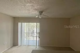 1221 Bermuda Lakes Ln, Kissimmee, FL 34741 - Photo 3