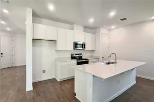 738 Lake Dell Ave, Dundee, FL 33838 - Photo 3