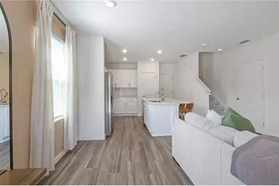 185 E Warren Avenue, Longwood, FL 32750 - Photo 7