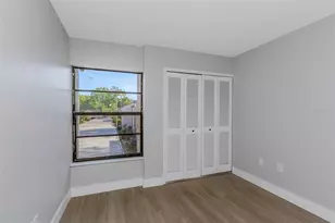 5151 Puritan Cir, Tampa, FL 33617 - Photo 15