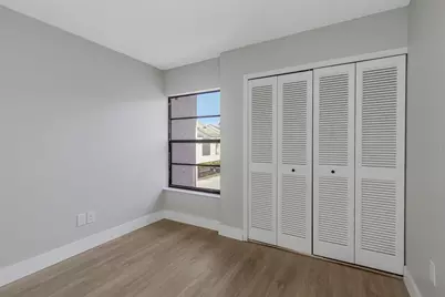 5151 Puritan Circle #1022, Tampa, FL 33617 - Photo 17