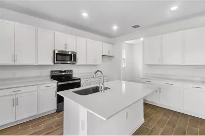 200 Flag Lilly Lane, Umatilla, FL 32784 - Photo 3