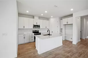 9226 Players Dr, Weeki Wachee, FL 34613 - Photo 17