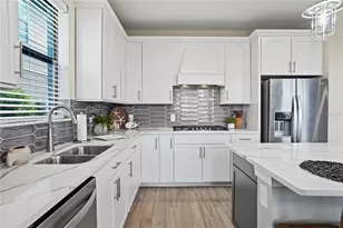 6288 Winding Pne Dr, Nokomis, FL 34275 - Photo 9