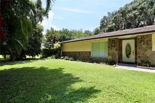 860 Oak Shore Dr, Saint Cloud, FL 34771 - Photo 5