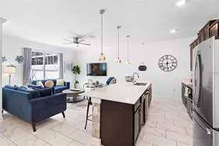 1090 Splash Shot Pl, Davenport, FL 33896 - Photo 9