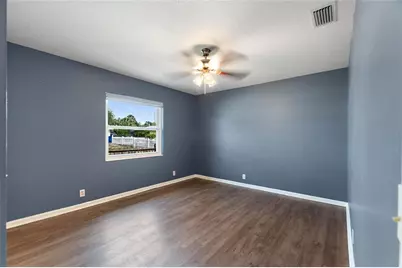 31 Lake Link Circle SE, Winter Haven, FL 33884 - Photo 17