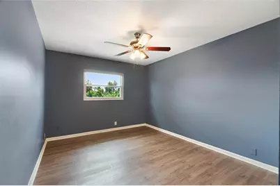 31 Lake Link Circle SE, Winter Haven, FL 33884 - Photo 15