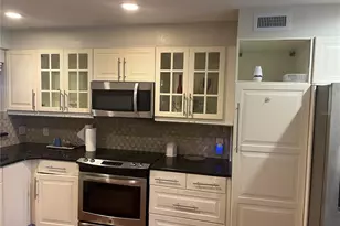 416 Howard Ave, Lakeland, FL 33815 - Photo 11