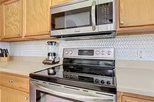 572 Sienna Dr, Poinciana, FL 34759 - Photo 9