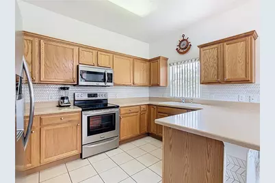 572 Sienna Dr, Poinciana, FL 34759 - Photo 7