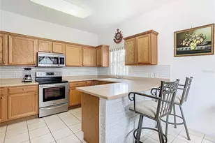 572 Sienna Dr, Poinciana, FL 34759 - Photo 3