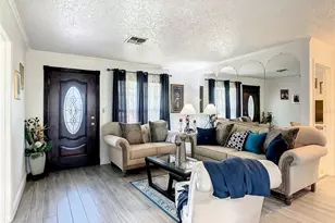 624 Royal Palm Dr, Kissimmee, FL 34743 - Photo 3