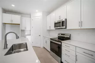 9127 Players Dr, Weeki Wachee, FL 34613 - Photo 9