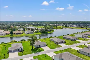 9196 Players Dr, Weeki Wachee, FL 34613 - Photo 3