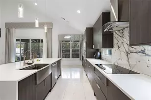 2561 Montego Bay Blvd, Kissimmee, FL 34746 - Photo 11