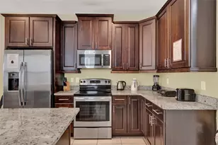 7613 Brookhurst Ln, Kissimmee, FL 34747 - Photo 5