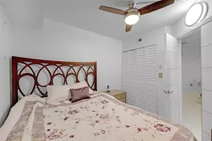 15499 Miami Lakeway N, Miami Lakes, FL 33014 - Photo 25