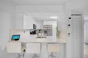 15499 Miami Lakeway N, Miami Lakes, FL 33014 - Photo 11