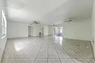 3252 Golfview Rd, Sebring, FL 33875 - Photo 3