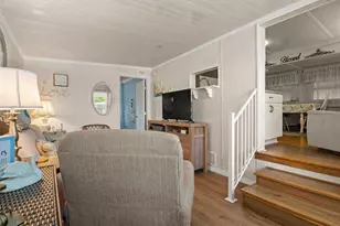 7094 Fairview Village Cir, Winter Haven, FL 33881 - Photo 5