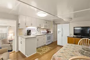 7094 Fairview Village Cir, Winter Haven, FL 33881 - Photo 7