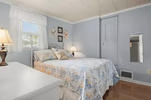 7094 Fairview Village Cir, Winter Haven, FL 33881 - Photo 13